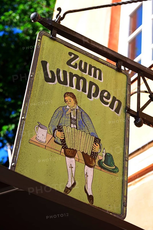 Bar zum Rumpen at the Gerbl Inn