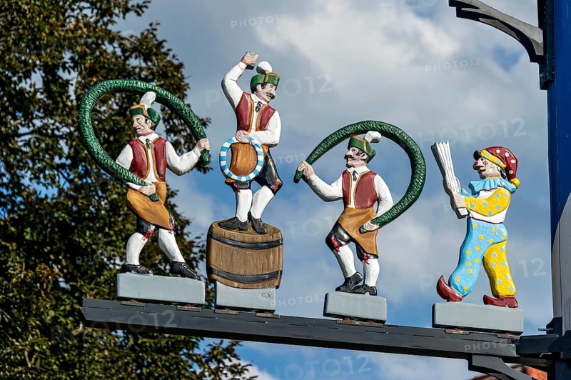 Guild sign on the maypole