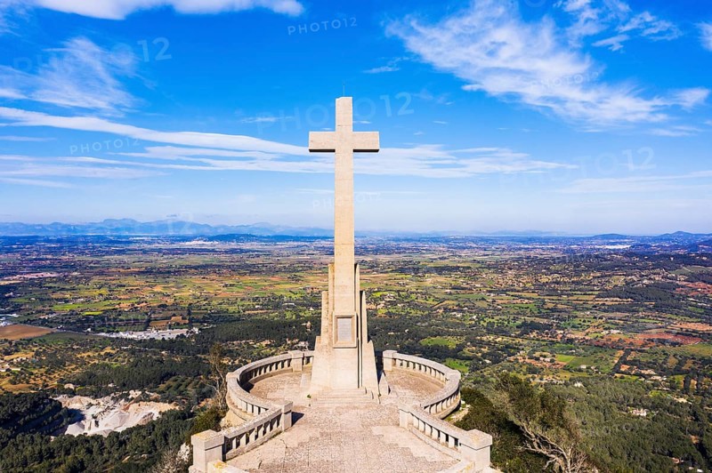 Stone cross Creu de Picot on Puig des Mila