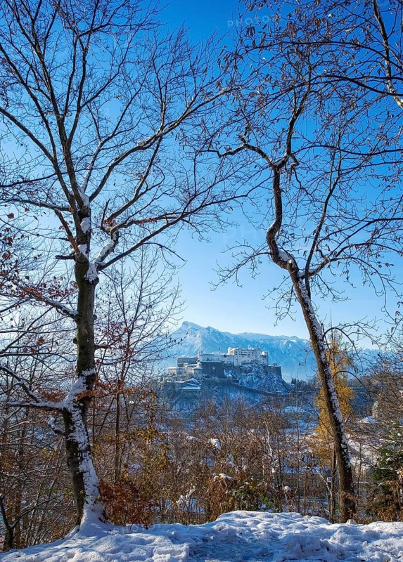 View from Kapuzienerberg to the fortress Hohensalzburg