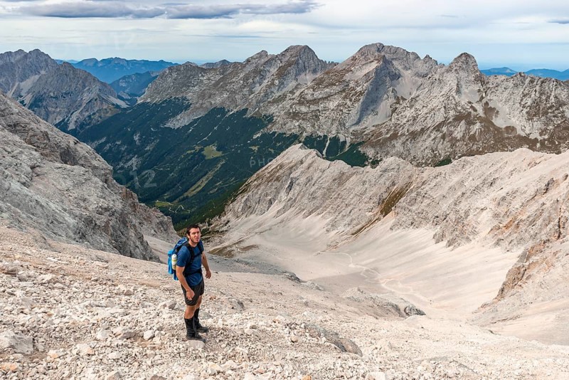 Hiker on hiking trail to the Birkkarspitze
