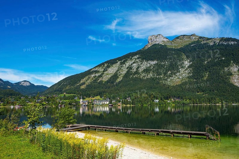 Altausseersee with view to the Loser