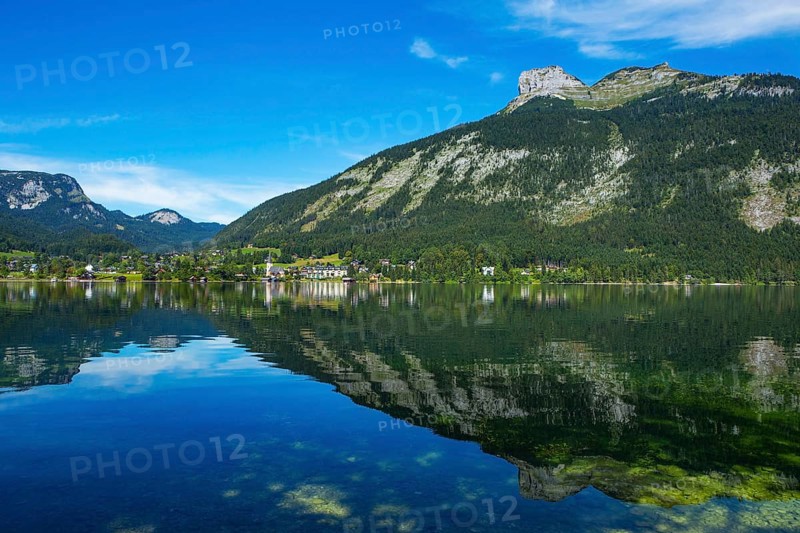 Altausseersee with view to the Loser