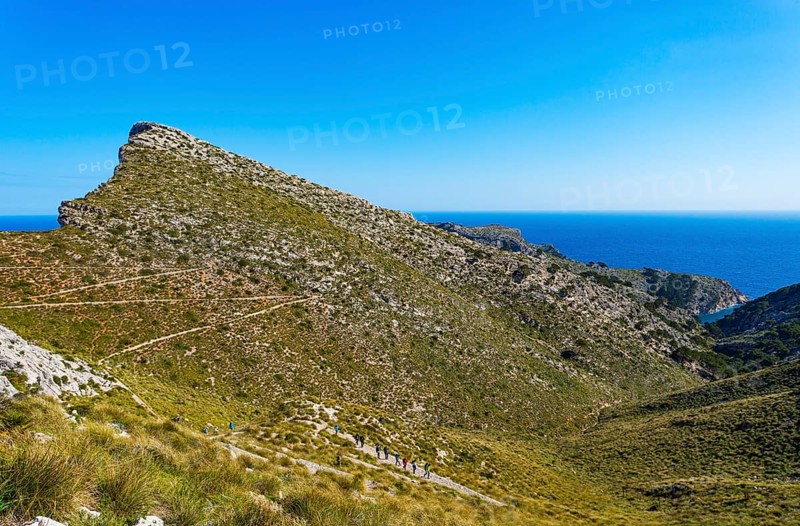 Mountain hiking in Majorca
