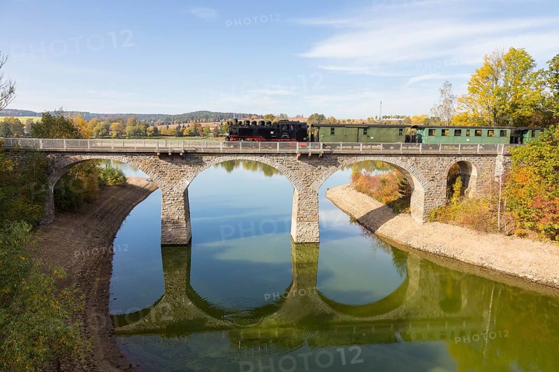 Weisseritztalbahn over the bridge Bormannsgrund