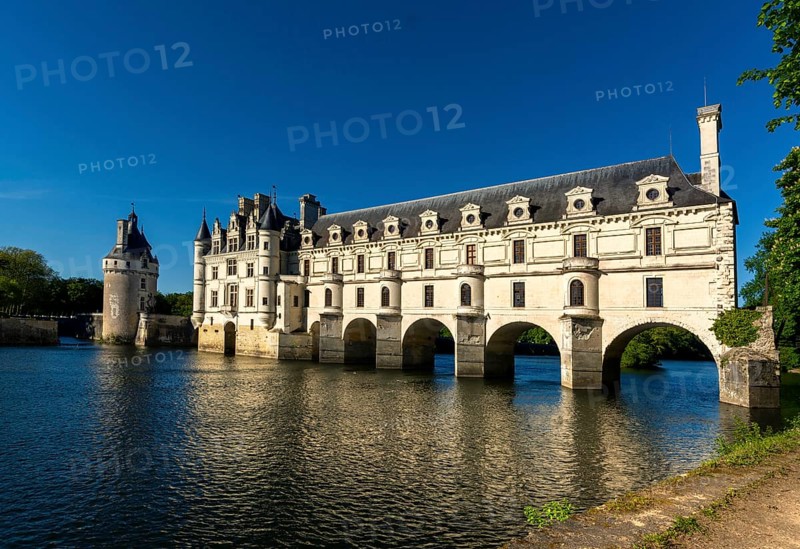 Chenonceau castle spanning the River Cher