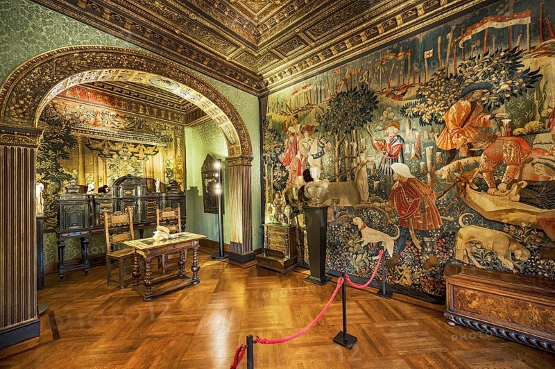 Studio and gallery wing