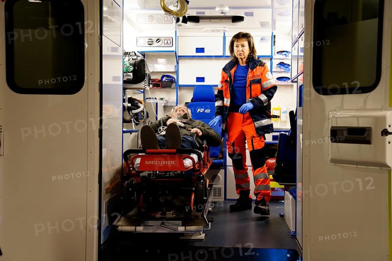 Arrival of the ambulance with the patient to the hospital
