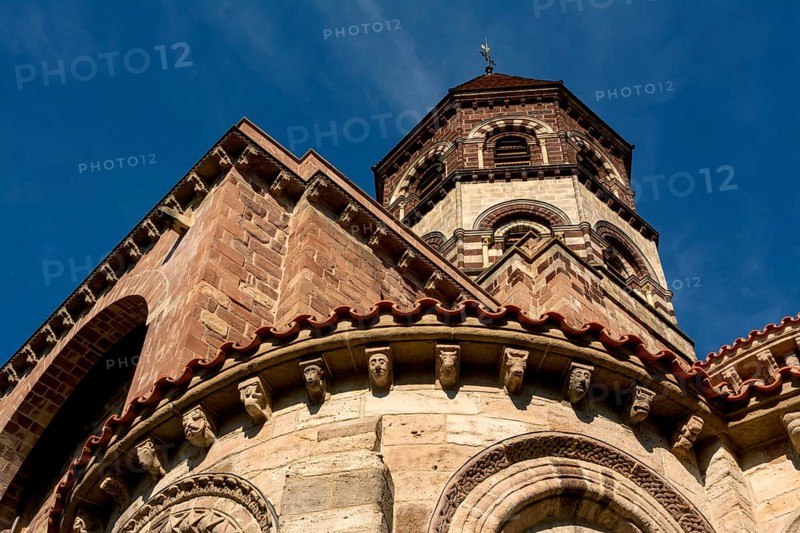 Sculptures of Basilica Saint Julien of Brioude