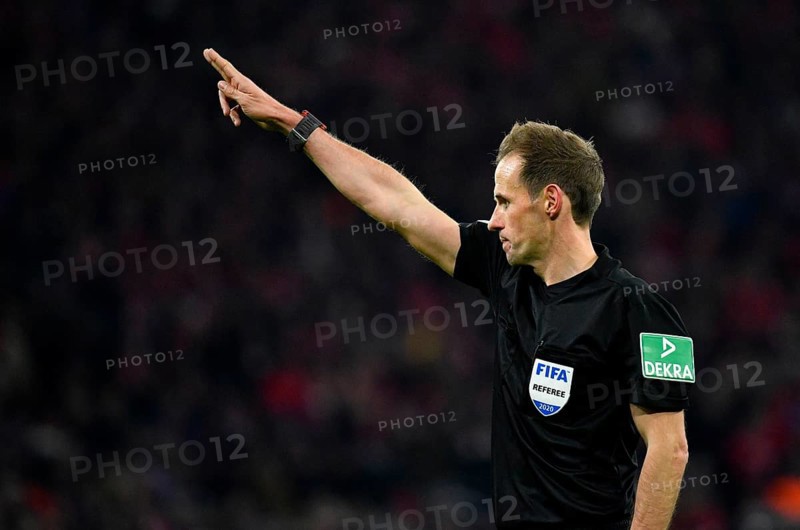 Referee Referee Sascha Stegemann