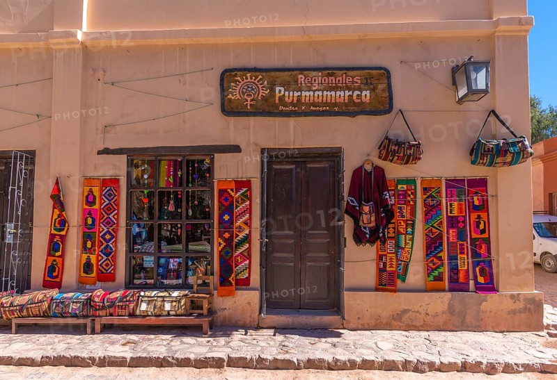 Weekend market at Plaza 9 de Julio