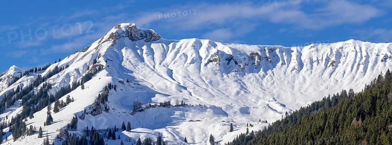 Rether Kopf with Kleinzemm-Alm in winter