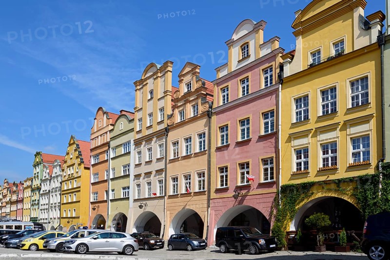 Bower houses on the town hall square