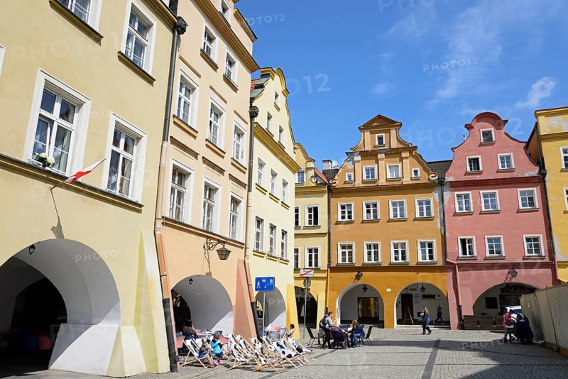 Bower houses on the town hall square