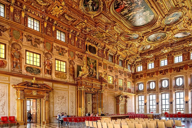 Golden Hall with coffered ceiling and portals