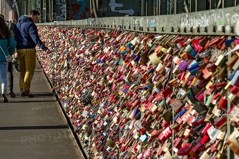 Love locks