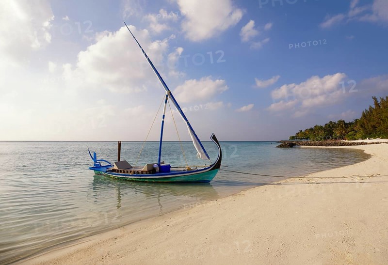 Traditional Maldivian sailing boat