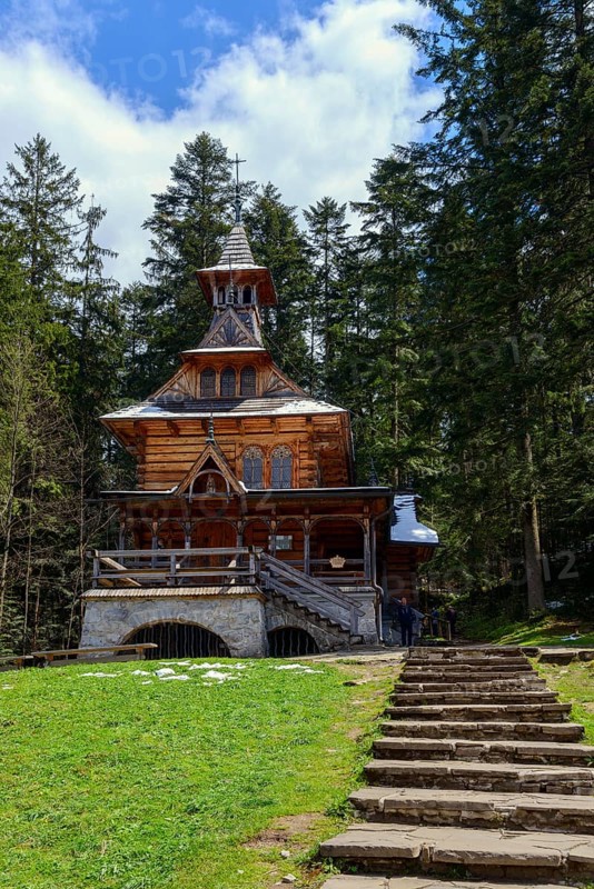 Jaszczurowka Chapel in Zakopane style