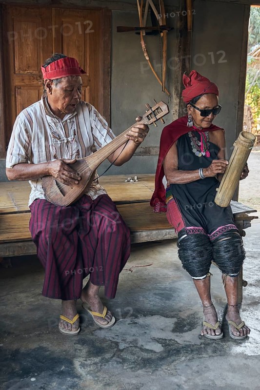 Music-making couple in the music house