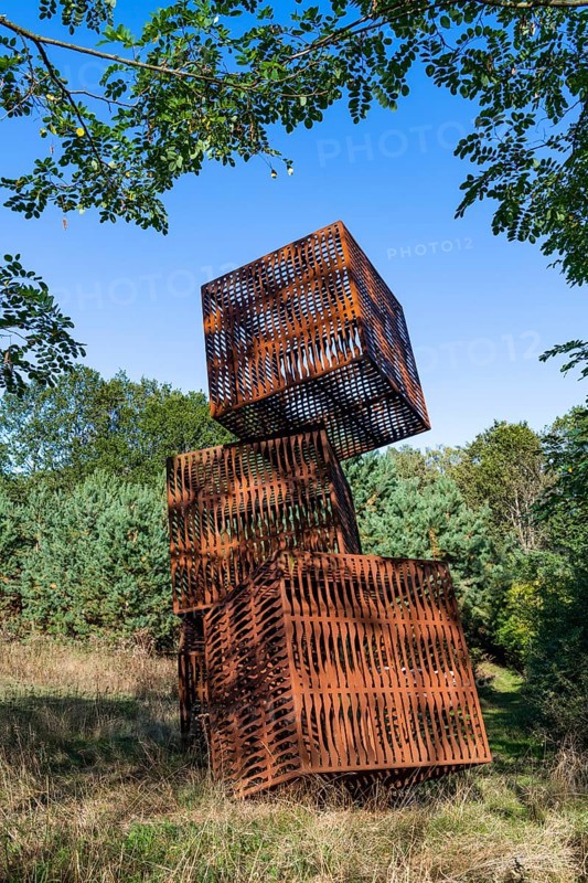 Installation Five Cubes by the artist Karl Menzen