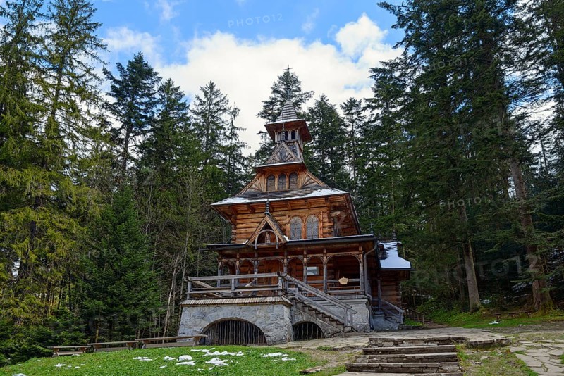 Jaszczurowka Chapel in Zakopane style
