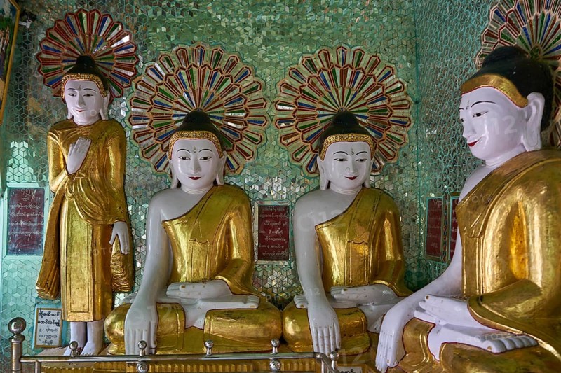 Sitting Buddha statues