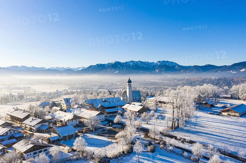 Village Gaissach in winter