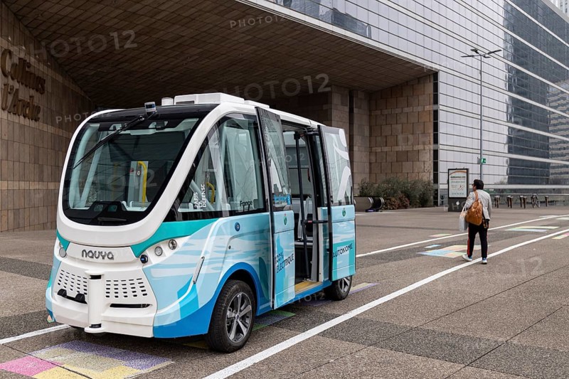 Navya autonomous minibus