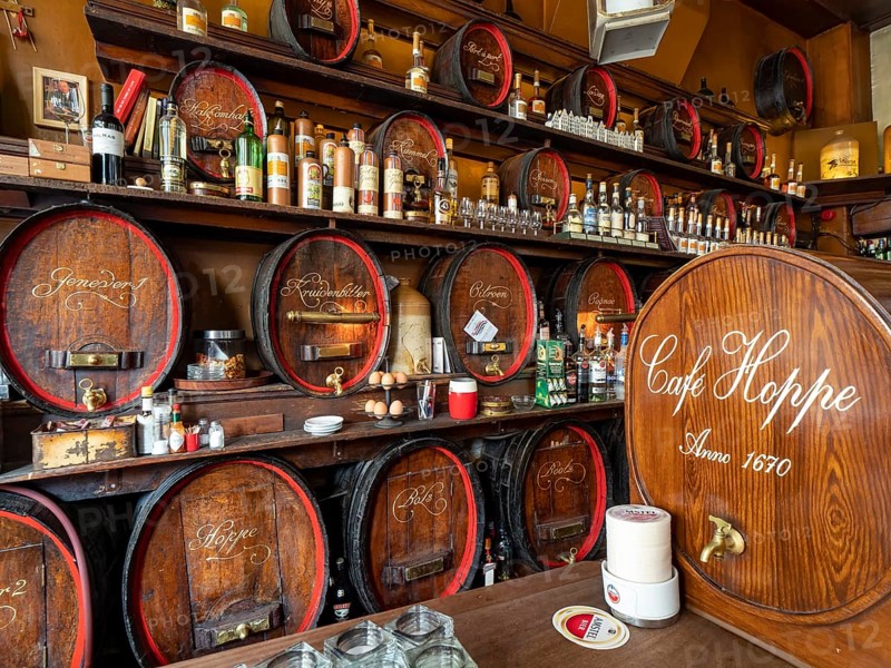 Counter with alcoholic beverages