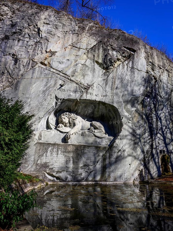 Lion Monument