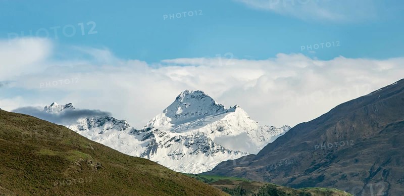 Snow-covered peak of Mount Aspiring