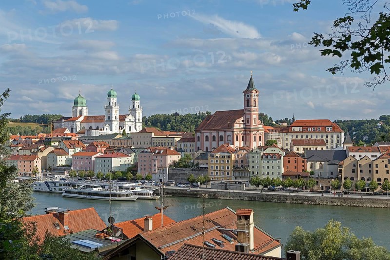 View from Georgsberg over the Danube to the old town with St.Stephan's Cathedral and St.Paul's Parish Church