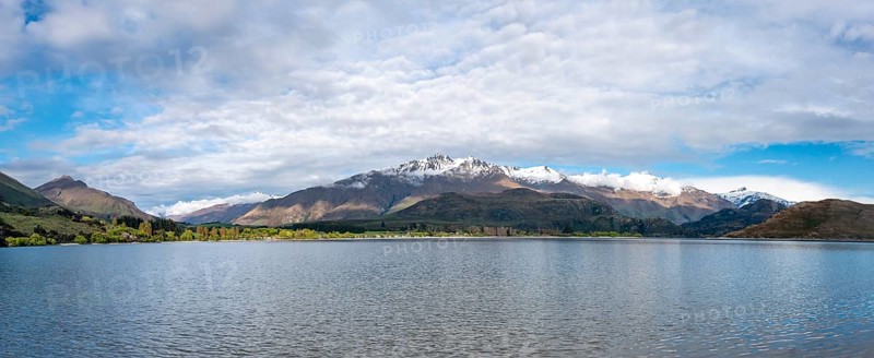 Snow covered mountains at Lake Wanaka
