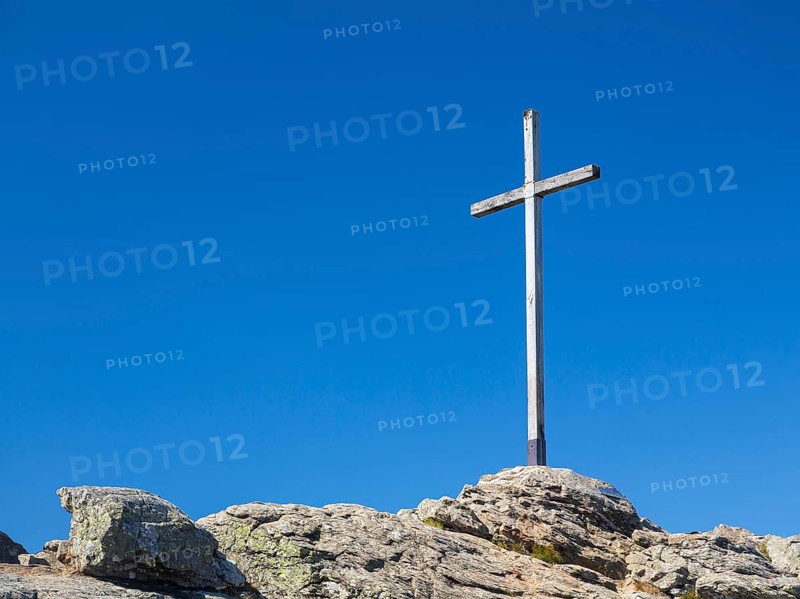 Summit cross