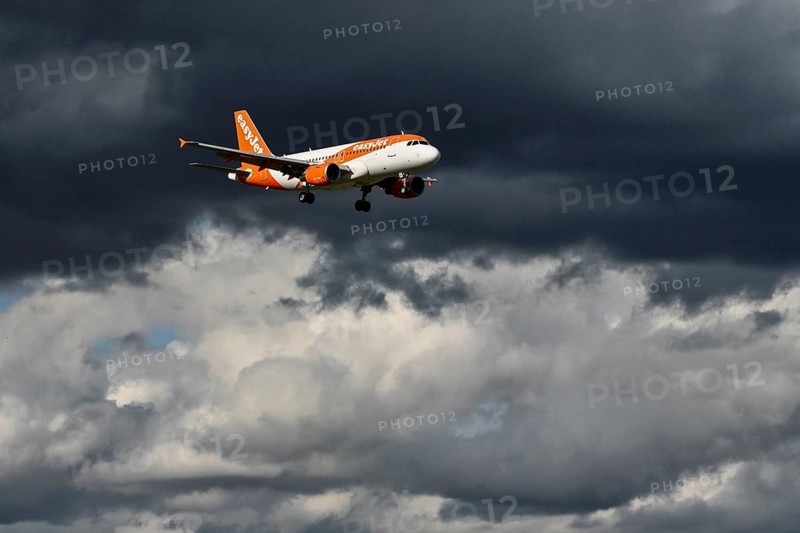 Aircraft EasyJet Europe Airbus A319-100