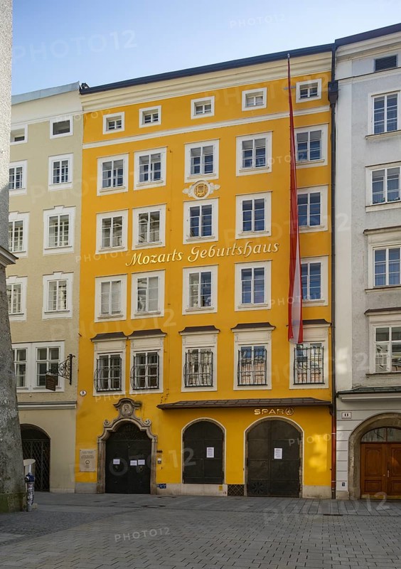 Vacant lots due to the coronavirus pandemic, Mozart's birthplace