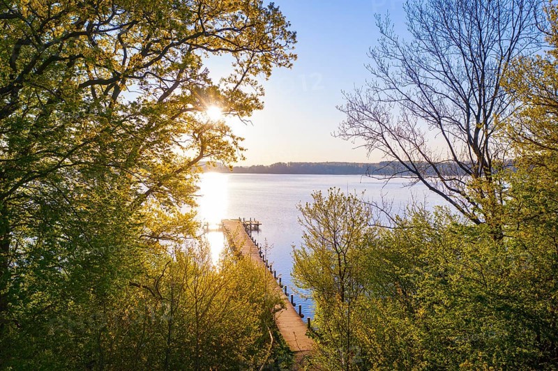 Bathing jetty at Woerthsee at sunrise, near Inning