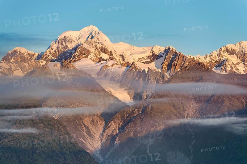 Veil clouds off Mount Tasman in the evening light, Westland National Park