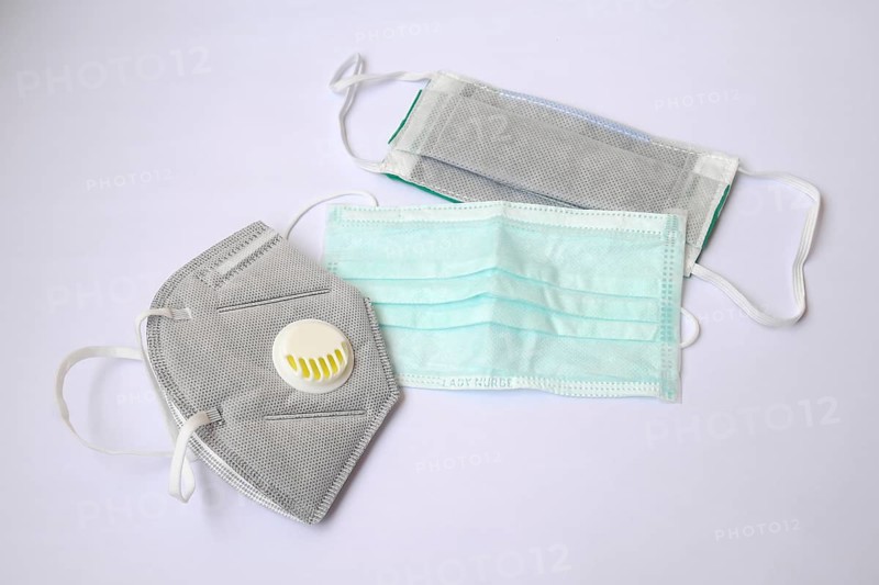 Face mask, mask with valve