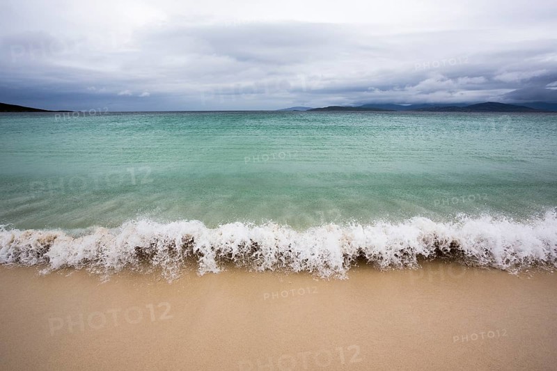 Waves on the beach Traigh na h-Uidhe, bad weather