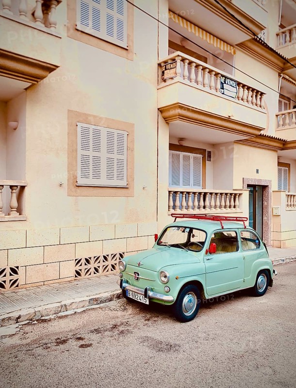 Oldtimer, Fiat 500 parked at the roadside