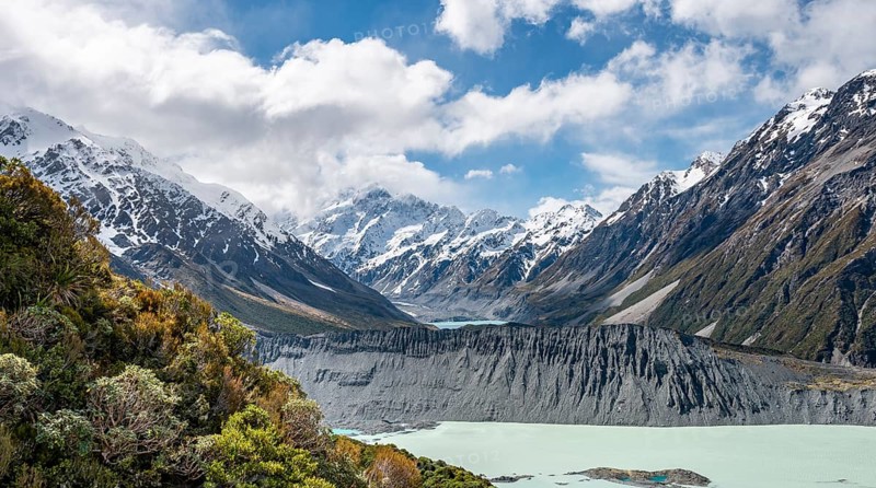 View into the Hooker Valley with Mount Cook from the Sealy Tarns Track