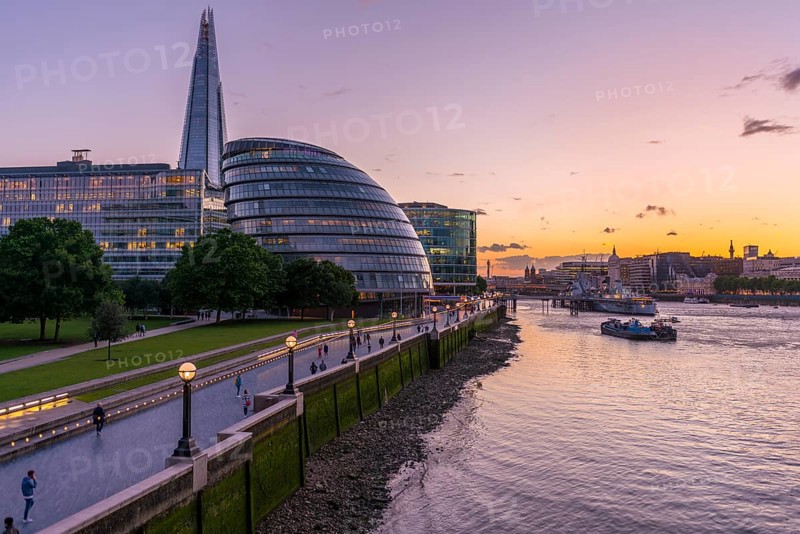 River Thames and modern high-rise buildingss