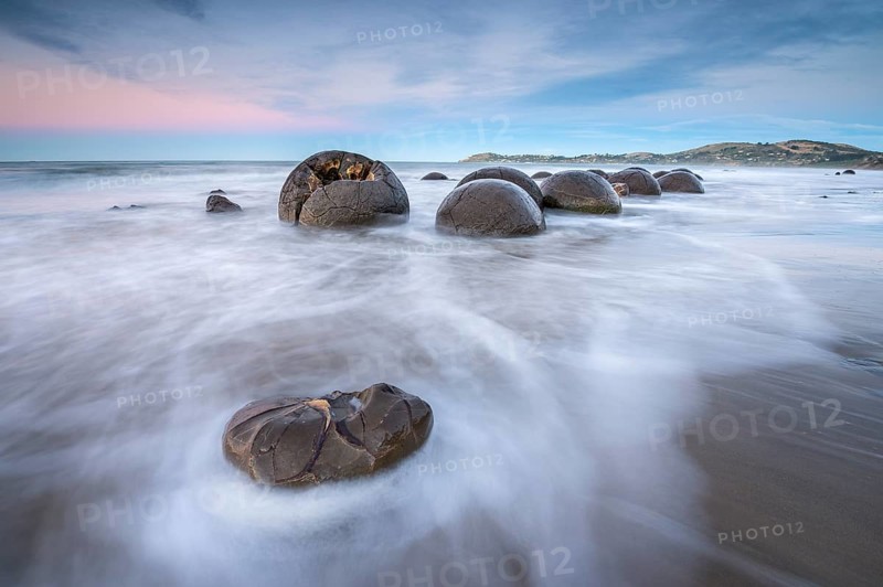 Moeraki Bolders