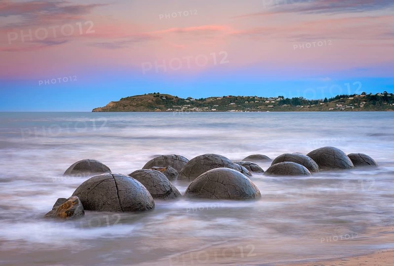 Moeraki Bolders