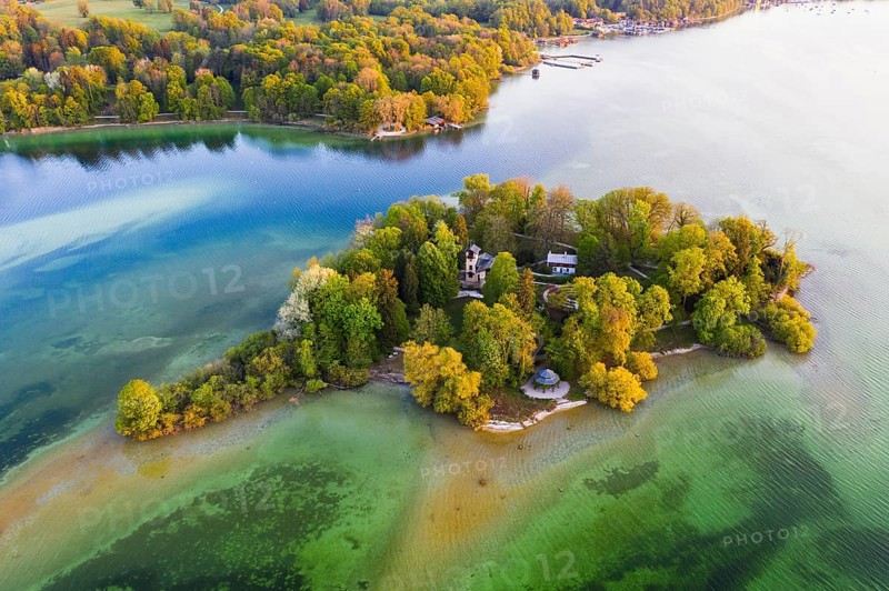 Rose island in the Starnberger See near Feldafing in the morning light