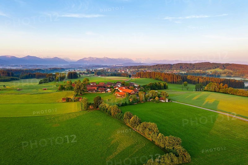 Village Oberherrnhausen in the morning light