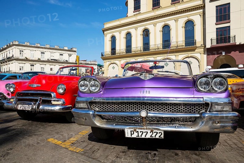 US classic cars from the 1950s can be rented for tourist city tours