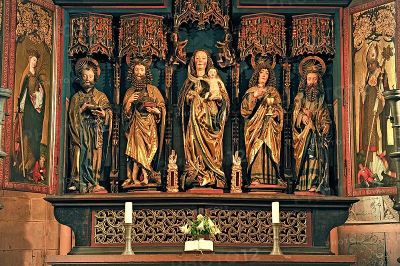 Carved figures in the high altar