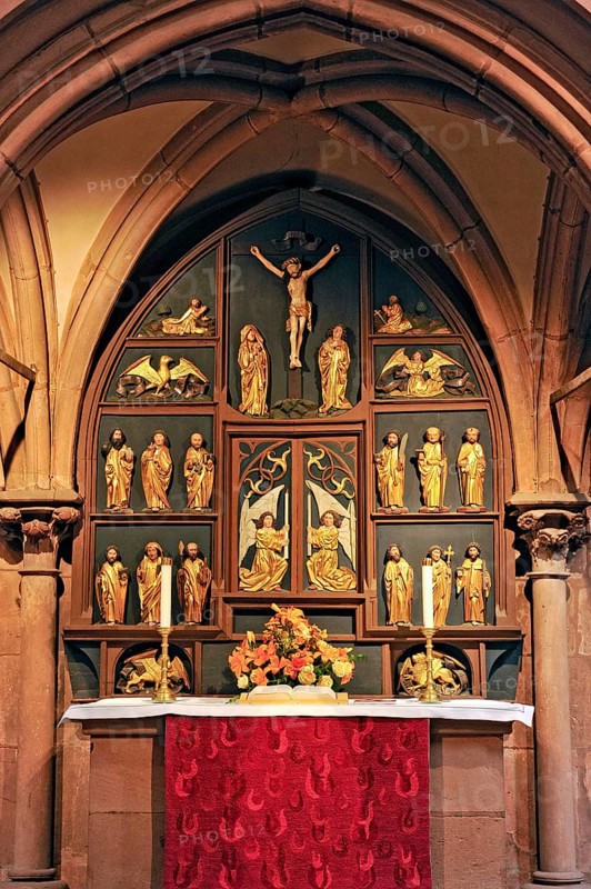 Apostolic altar or lay altar in the rood screen